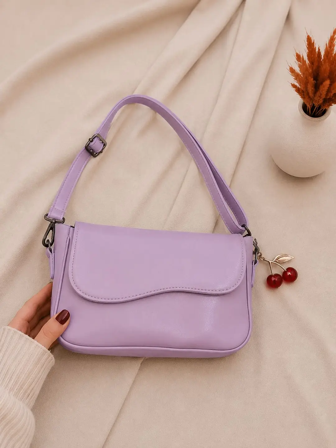 Girls leather plain purse
